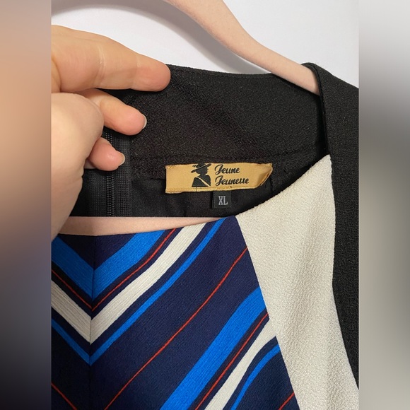 Professional summer fun dress - Picture 2 of 4